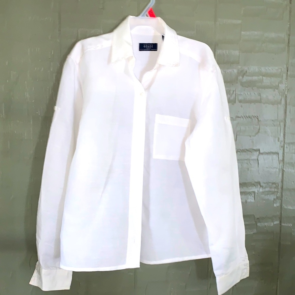 Beautiful blouse by Liz Claiborne Crazy Horse collection